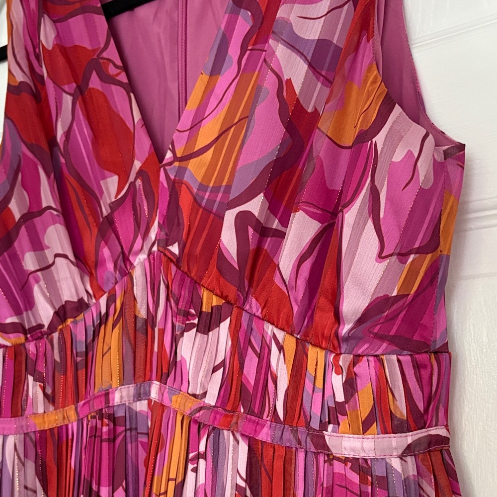 Sleeveless Pink Multi-Color Maxi Dress - Picture 5 of 6